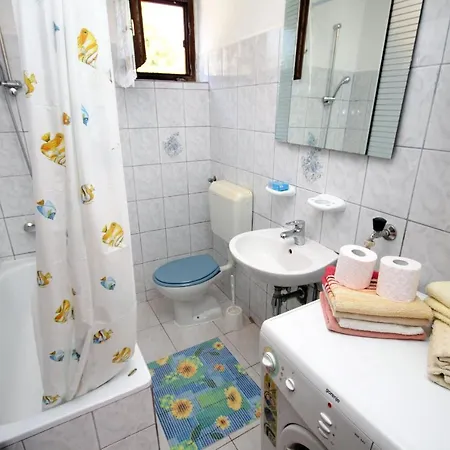 By The Sea Krk - 5400 クルク