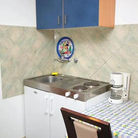 By The Sea Krk - 5400 Krk Town