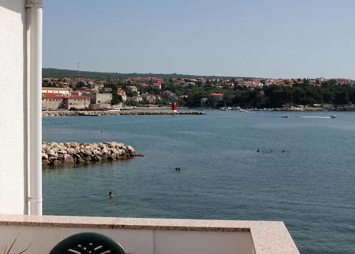 Apartman By The Sea Krk - 5400 Krk Town